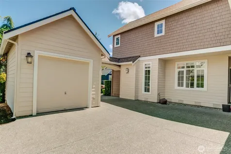 323 240th Place SE Sammamish WA 98074