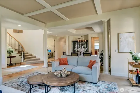323 240th Place SE Sammamish WA 98074