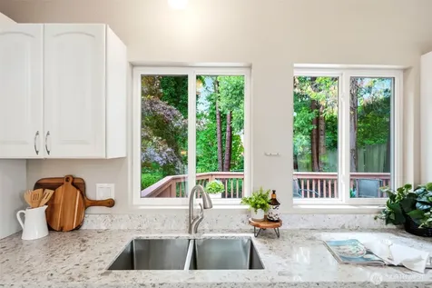 20037 102nd Court NE Bothell WA 98011