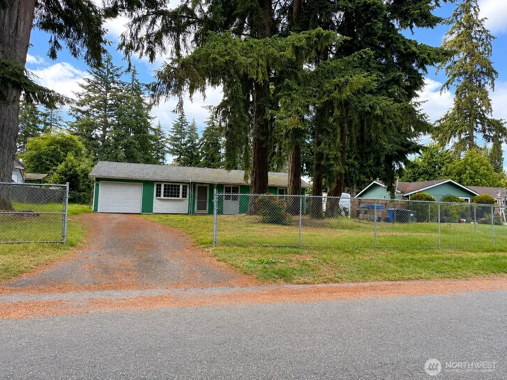 821 Gregory Way SE Olympia WA 98513