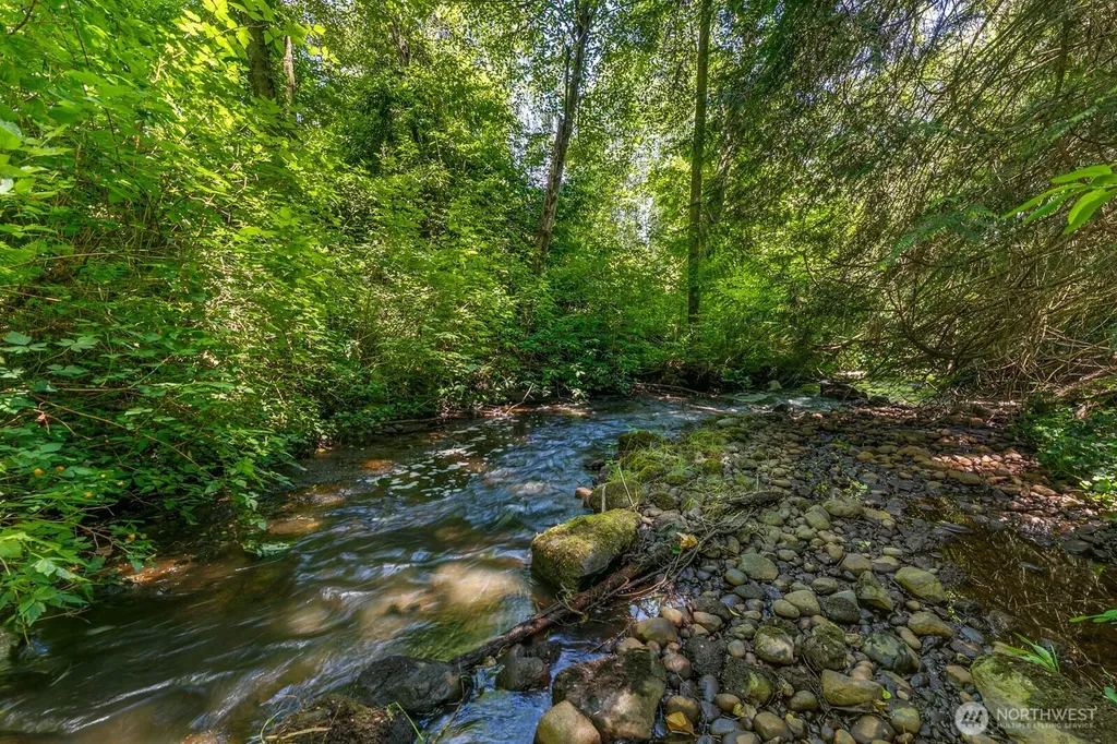 3827 212th Street SW Lynnwood WA 98036