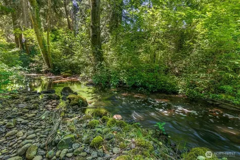 3827 212th Street SW Lynnwood WA 98036