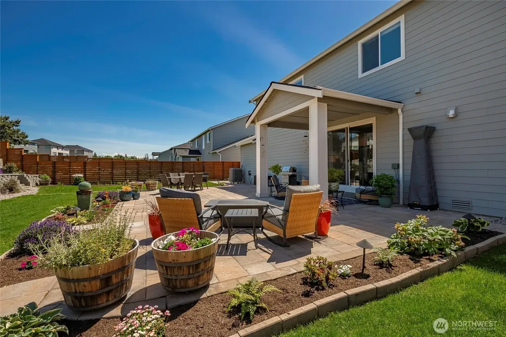 5436 Lonicera Drive Blaine WA 98230