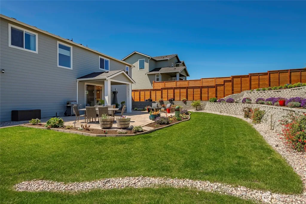 5436 Lonicera Drive Blaine WA 98230
