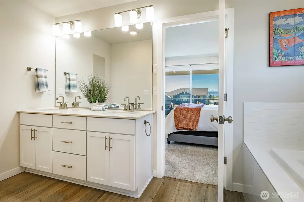 5436 Lonicera Drive Blaine WA 98230