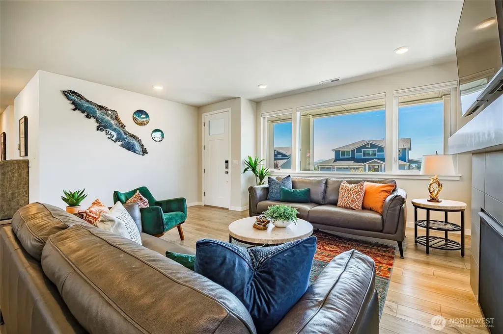 5436 Lonicera Drive Blaine WA 98230