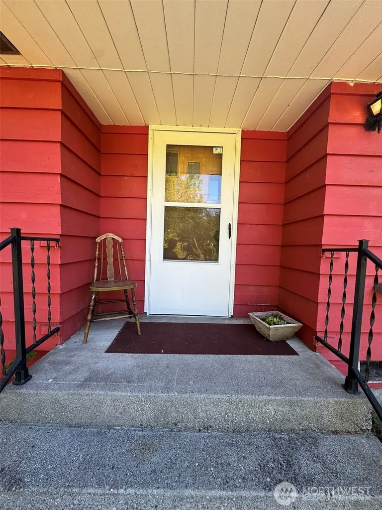 660 Commercial Avenue Darrington WA 98241