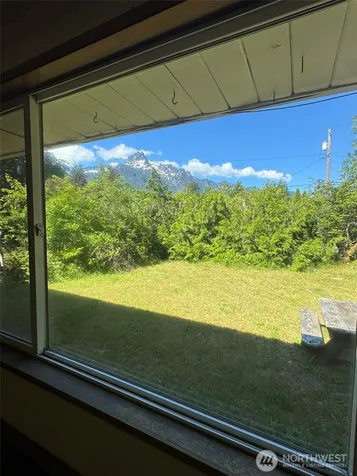 660 Commercial Avenue Darrington WA 98241