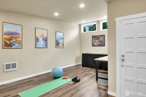 13522 40th Avenue NE Seattle WA 98125