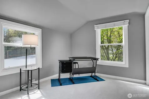 13522 40th Avenue NE Seattle WA 98125