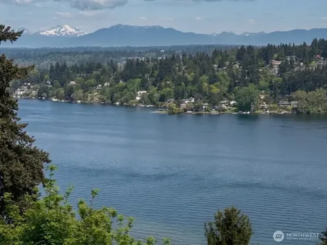 13522 40th Avenue NE Seattle WA 98125
