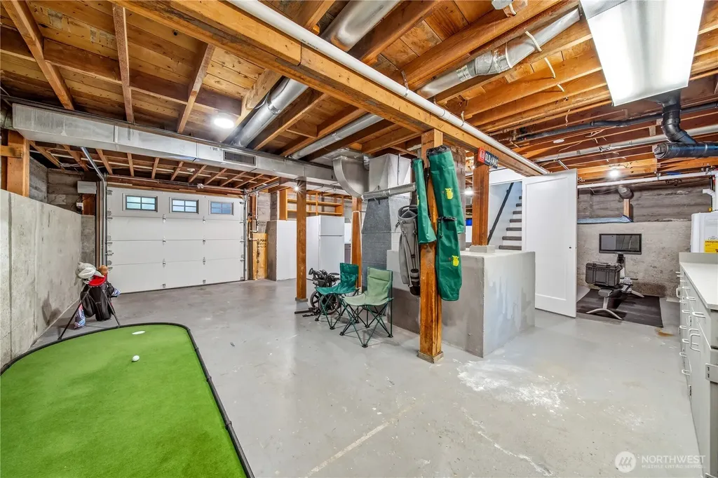 11239 35th Avenue SW Seattle WA 98146