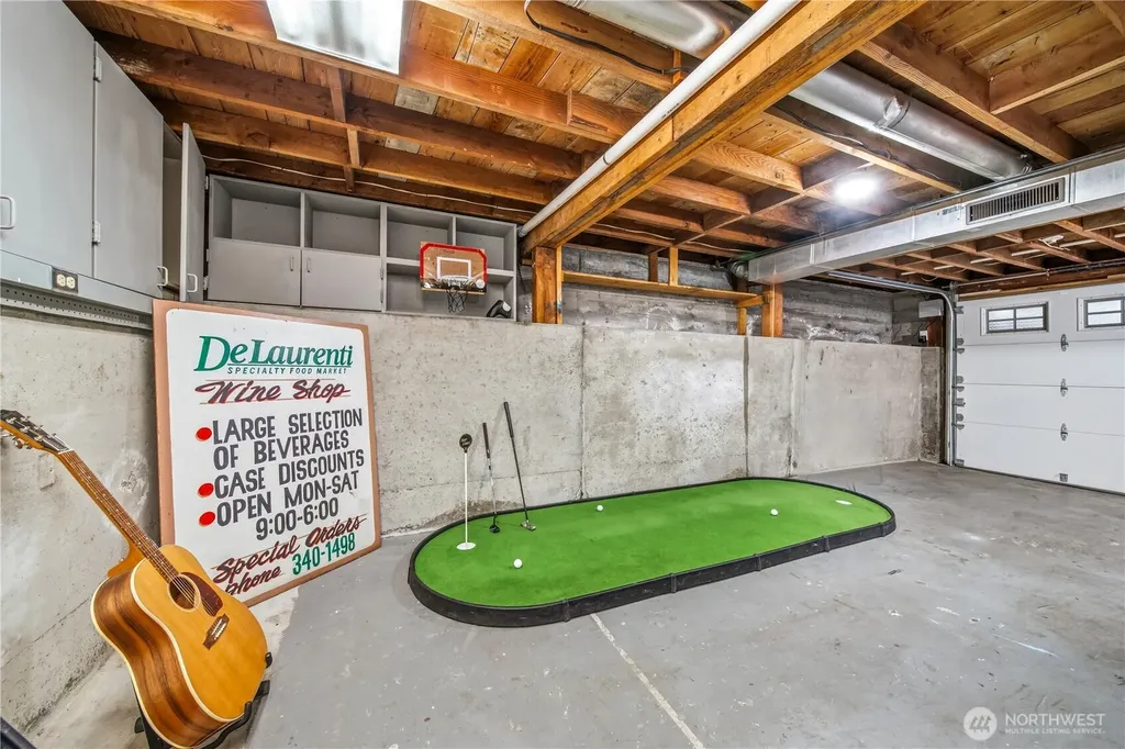 11239 35th Avenue SW Seattle WA 98146