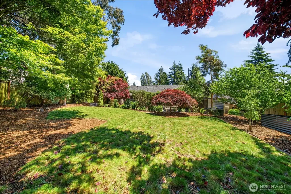 11239 35th Avenue SW Seattle WA 98146