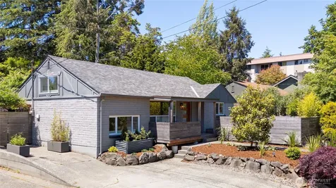 11239 35th Avenue SW Seattle WA 98146
