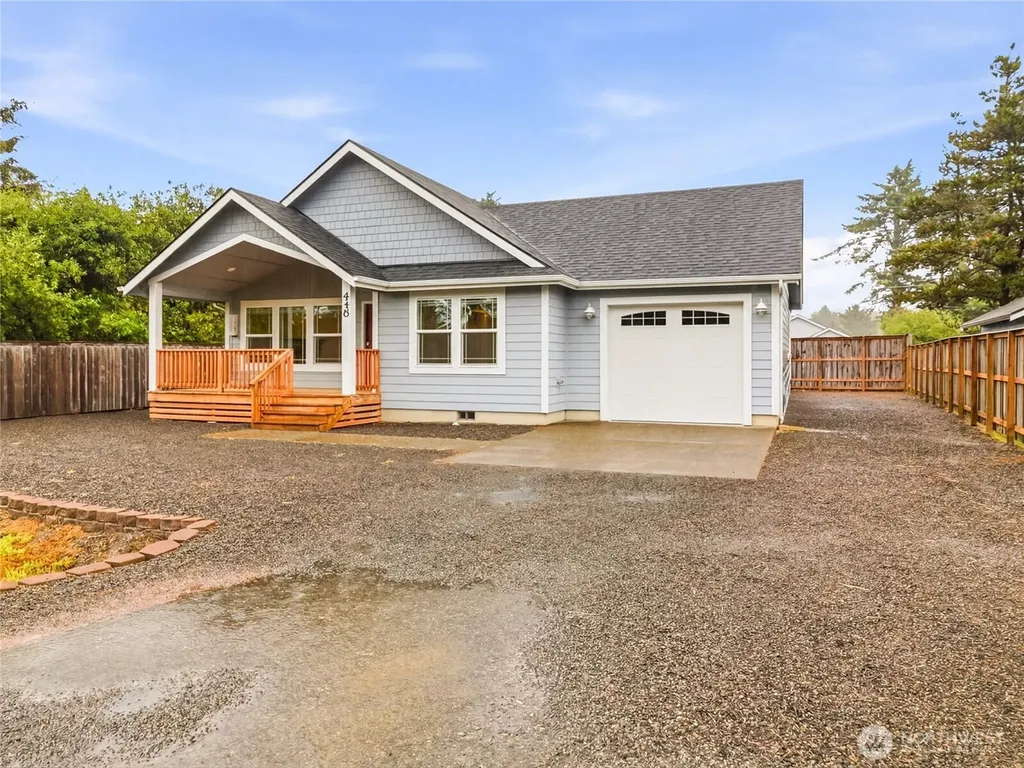 410 Ensign Avenue NW Ocean Shores WA 98569