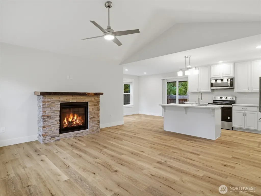 410 Ensign Avenue NW Ocean Shores WA 98569