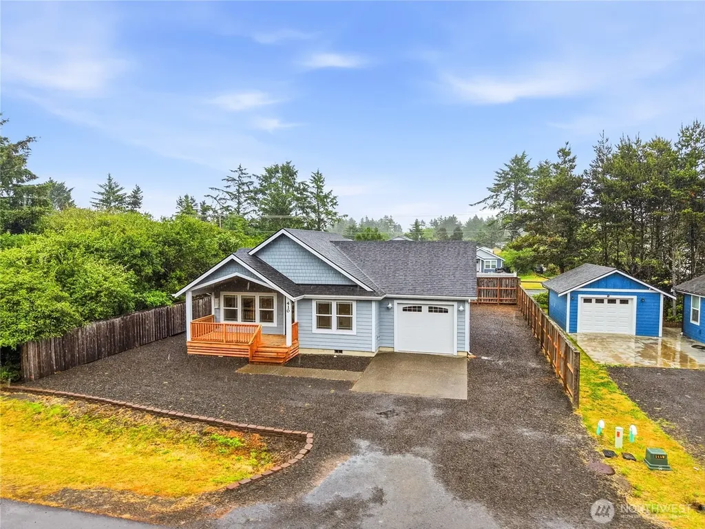 410 Ensign Avenue NW Ocean Shores WA 98569