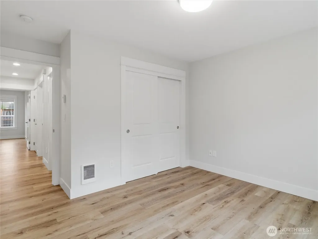 410 Ensign Avenue NW Ocean Shores WA 98569