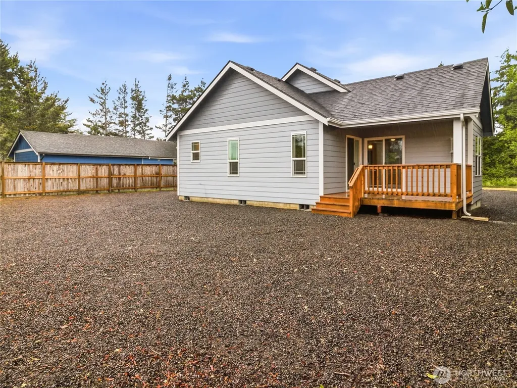 410 Ensign Avenue NW Ocean Shores WA 98569