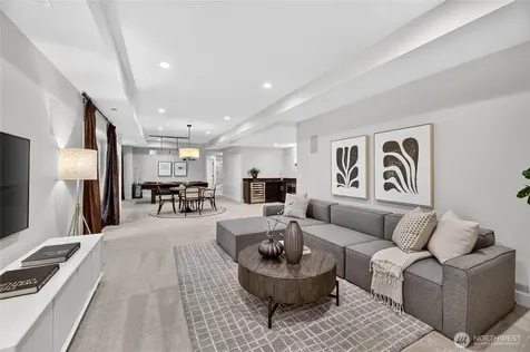 25720 NE 4th Place Sammamish WA 98074