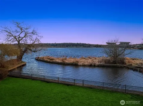 3925 NE Surber Drive Seattle WA 98105