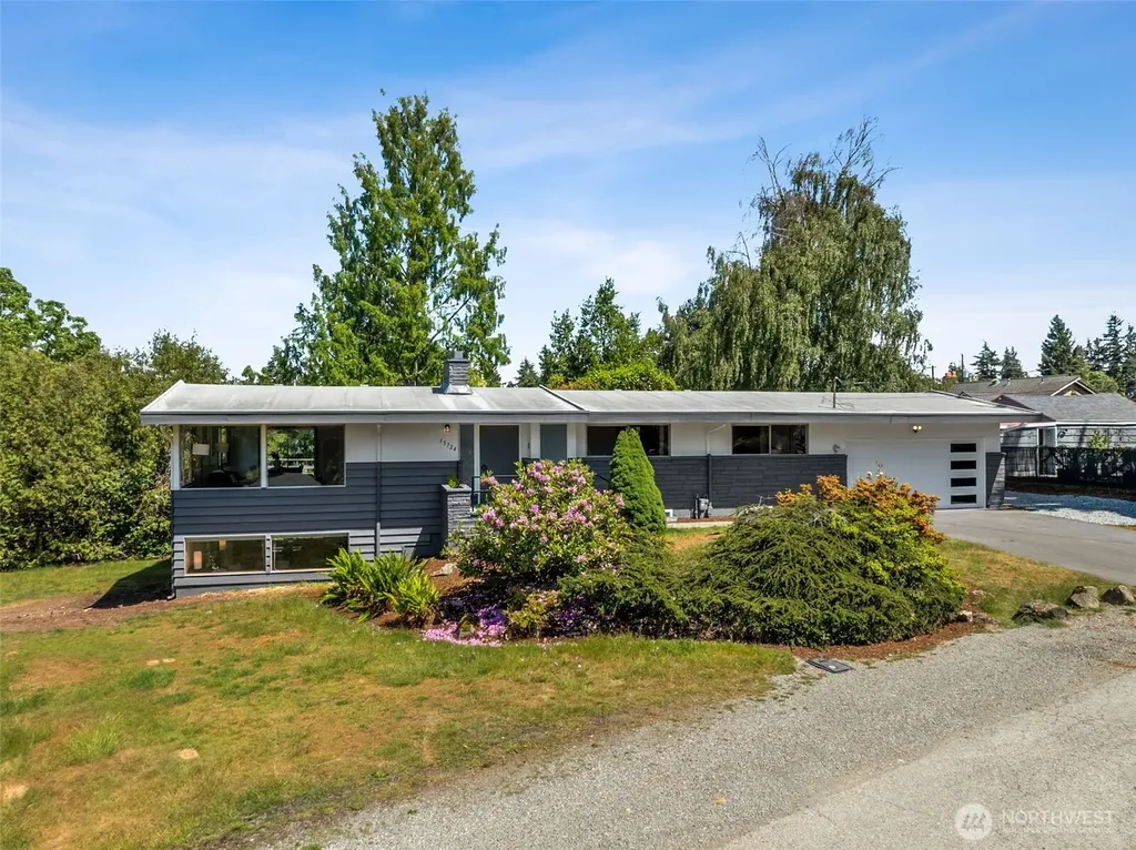 15724 13th Avenue SW Burien WA 98166