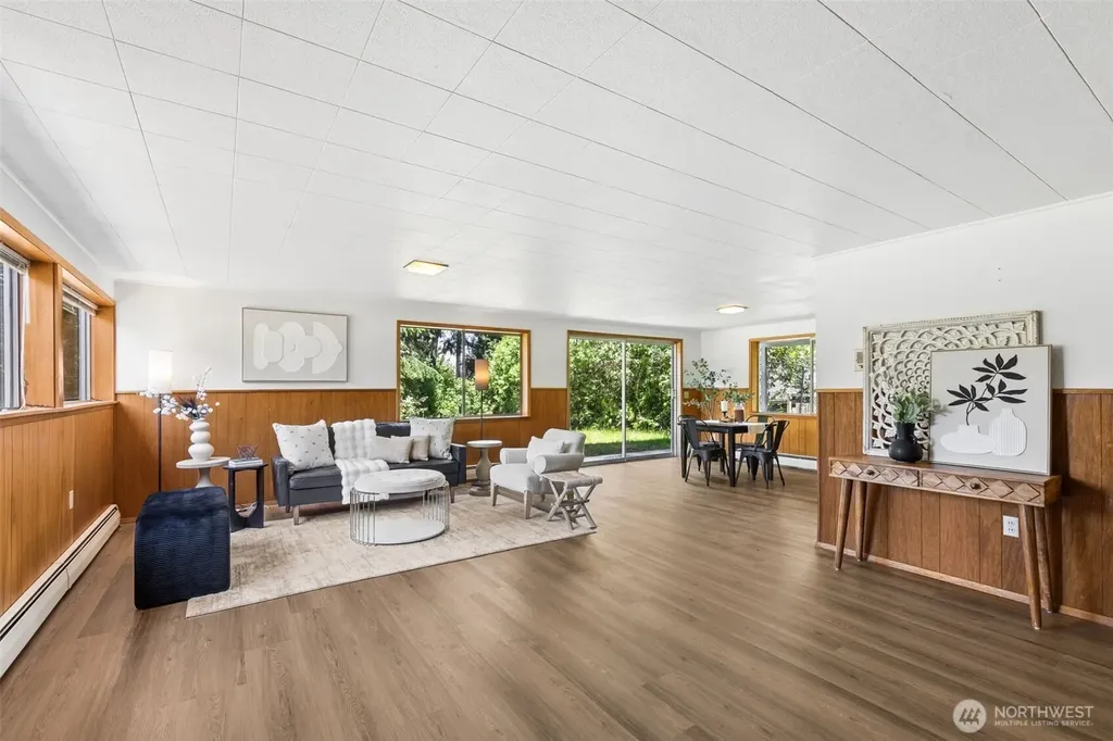 15724 13th Avenue SW Burien WA 98166