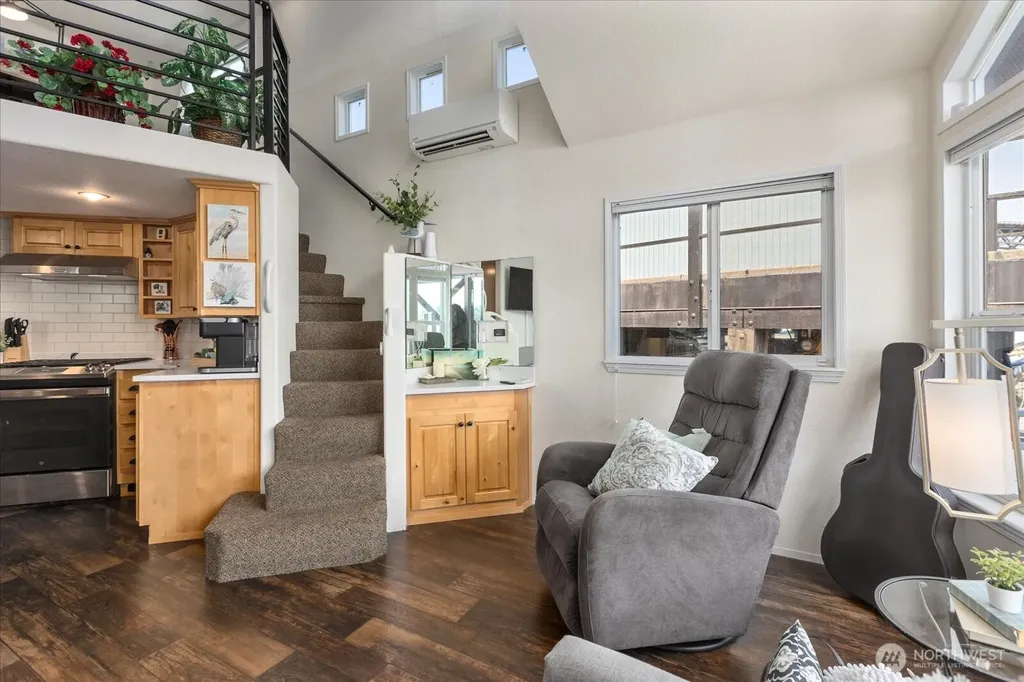 2706 Westlake Avenue N Seattle WA 98109
