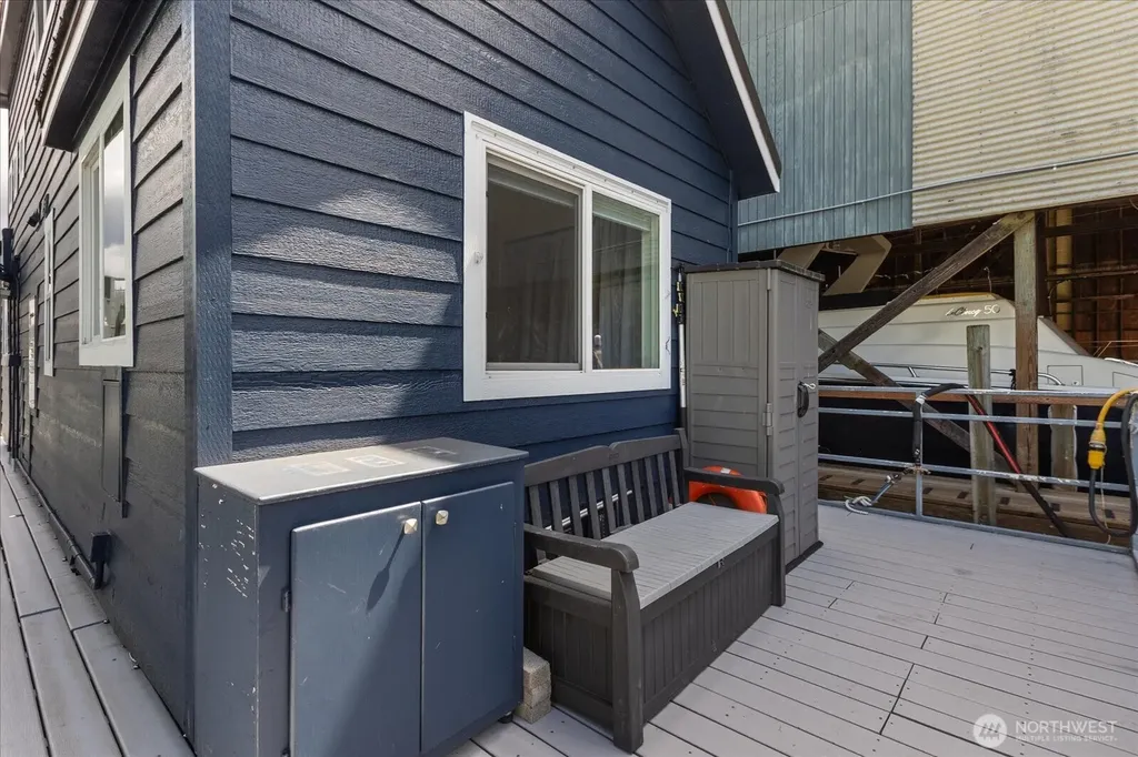 2706 Westlake Avenue N Seattle WA 98109