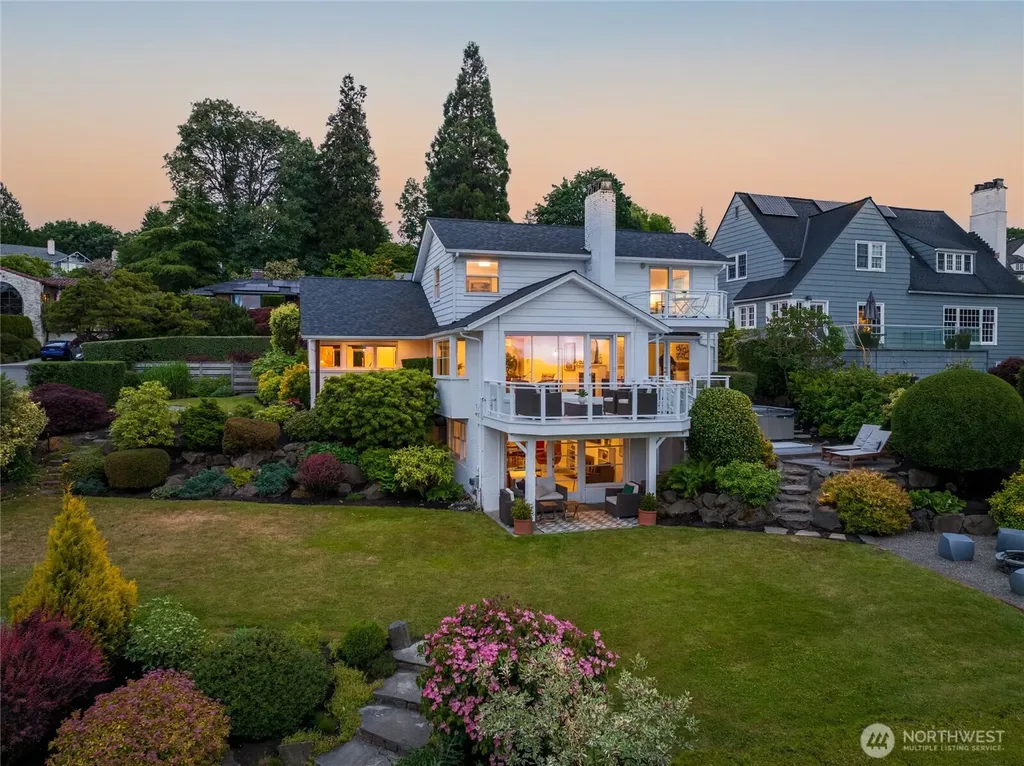 1560 NW Woodbine Way Seattle WA 98177