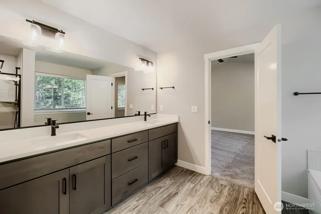 6801 165th Street Ct E Puyallup WA 98375