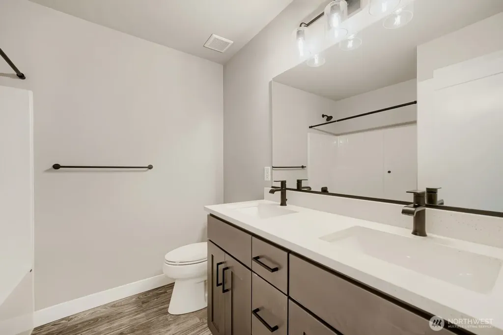 6801 165th Street Ct E Puyallup WA 98375