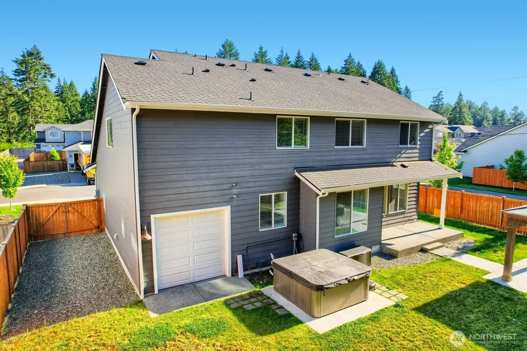 6801 165th Street Ct E Puyallup WA 98375