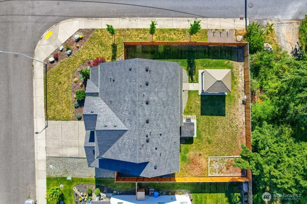 6801 165th Street Ct E Puyallup WA 98375