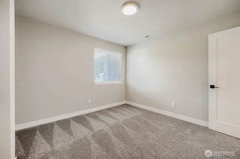 6801 165th Street Ct E Puyallup WA 98375