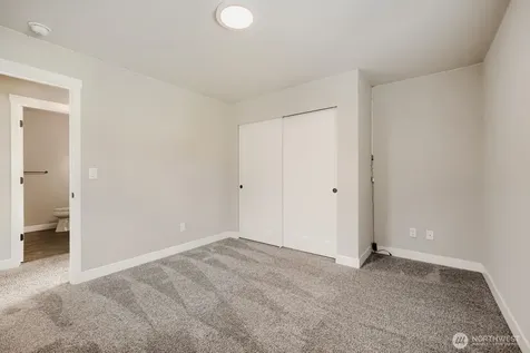 6801 165th Street Ct E Puyallup WA 98375