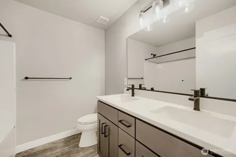 6801 165th Street Ct E Puyallup WA 98375