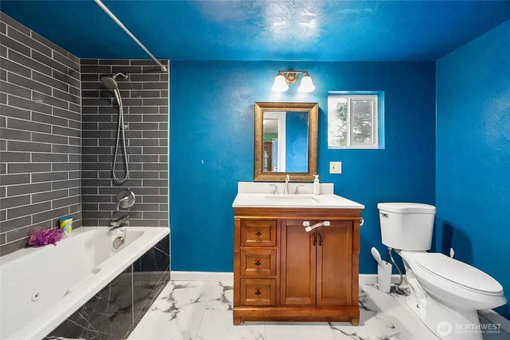222 S 10th Street Shelton WA 98584