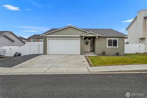 2471 SE 3rd Street East Wenatchee WA 98802