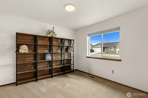 2471 SE 3rd Street East Wenatchee WA 98802