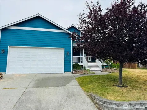 1702 SW Ulysses Street Oak Harbor WA 98277