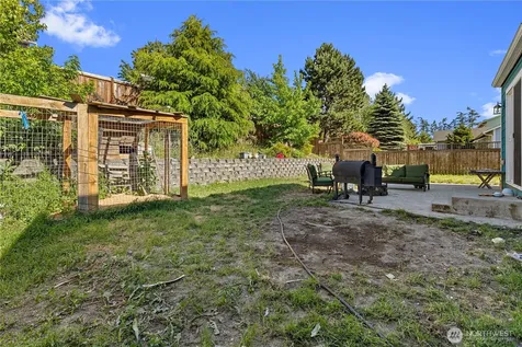 1702 SW Ulysses Street Oak Harbor WA 98277