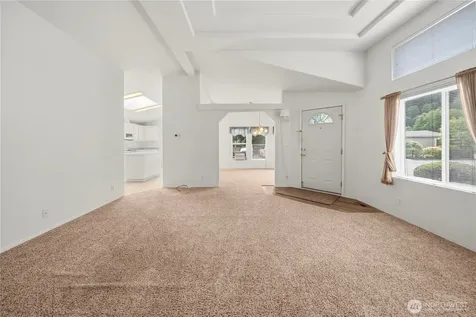 15400 SE 155th Place Renton WA 98058