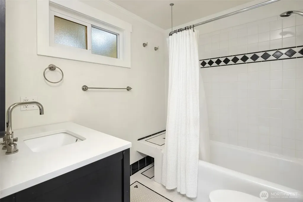 22613 78th Place W Edmonds WA 98026