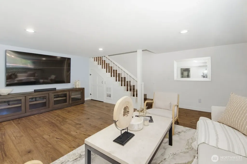 22613 78th Place W Edmonds WA 98026