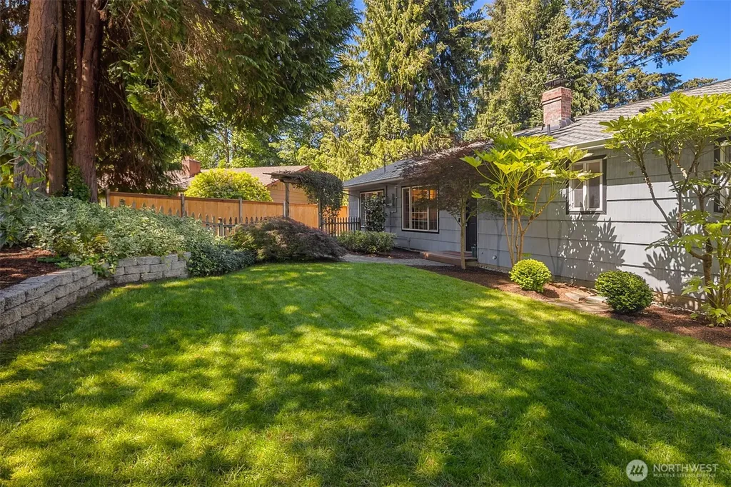 22613 78th Place W Edmonds WA 98026