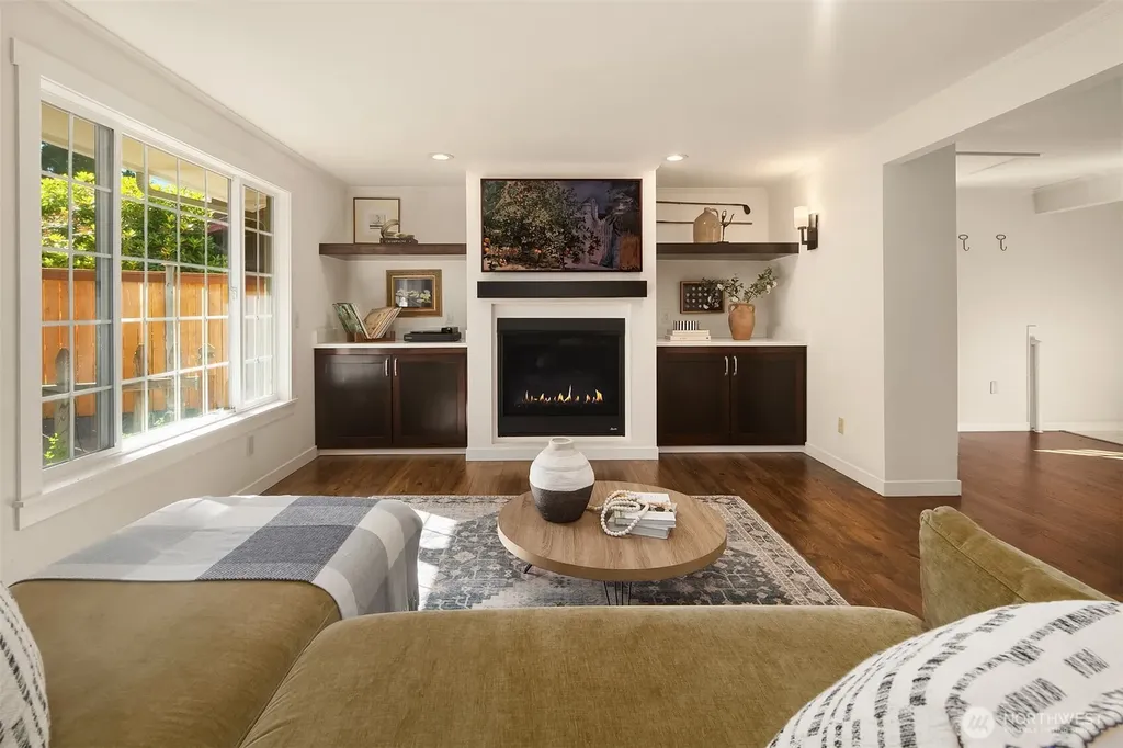 22613 78th Place W Edmonds WA 98026