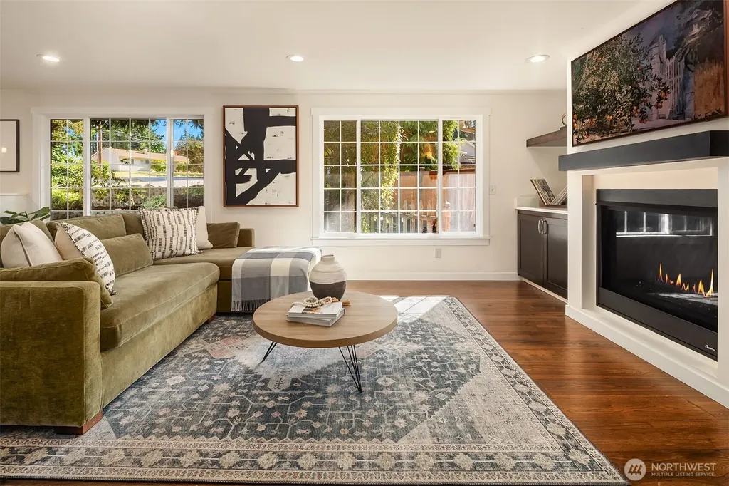 22613 78th Place W Edmonds WA 98026