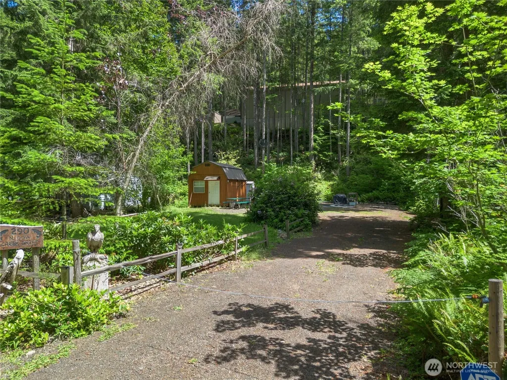 290 N Dow Creek Drive Hoodsport WA 98548